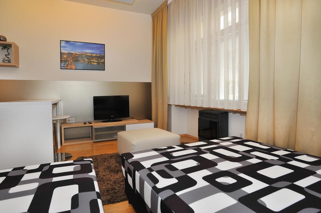 Apartment Near The Old Town Square Praha Ruang foto