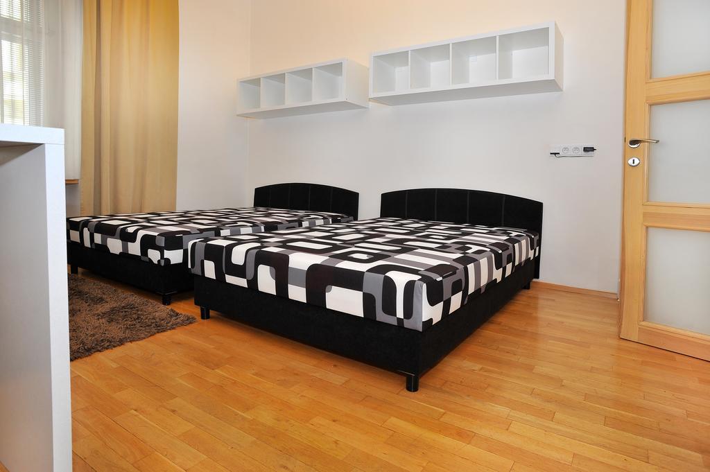 Apartment Near The Old Town Square Praha Ruang foto